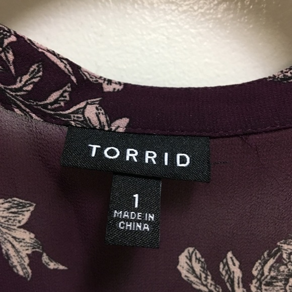 Gorgeous maroon floral hi-low blouse by Torrid - Picture 2 of 2